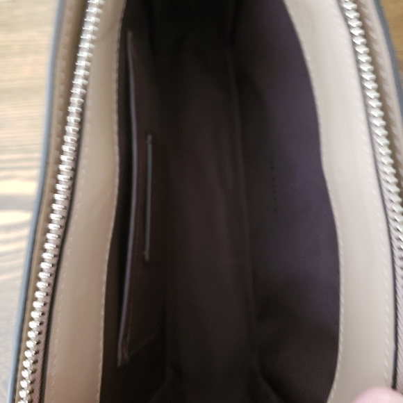 Coach Signature Chain Calf Leather Crossbody Taupe - Picture 6 of 7